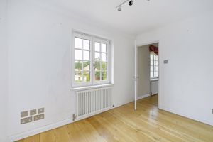 Photo 23- click for photo gallery